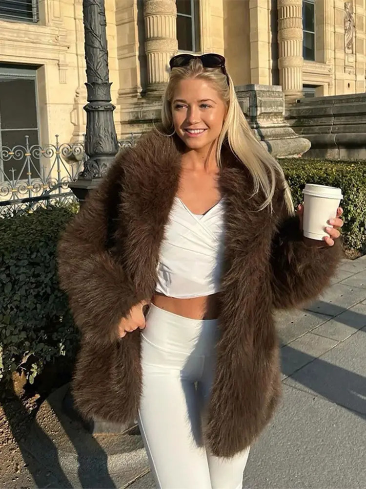 Brown Oversized Stand Collar Faux Fur Coat Fashion Long Sleeve Loose Thicken Jackets 2024 Winter Lady Streetwear 241121Z