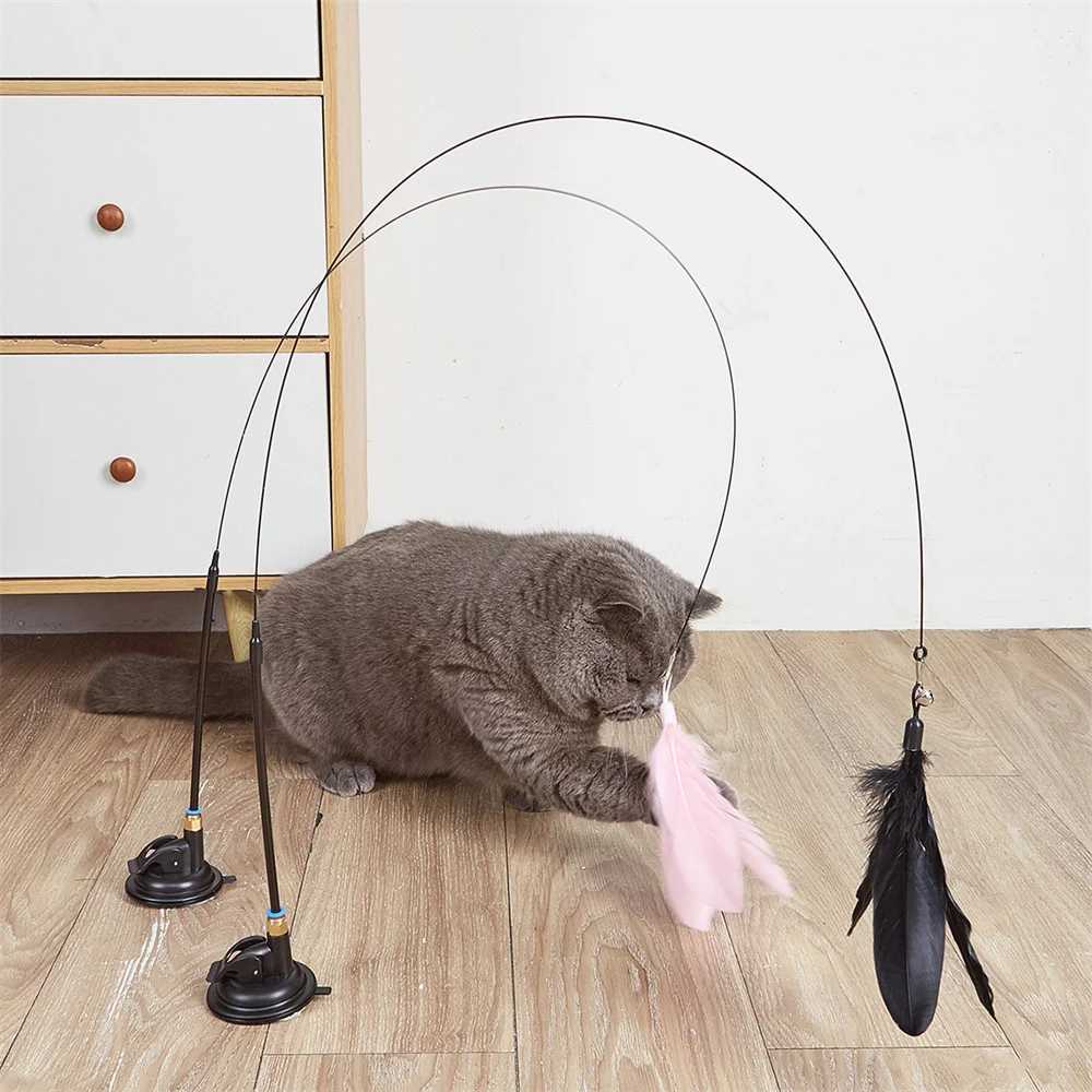 Toys Interactive Teasing Stick Kitten Playing Feathers Wand Bell Suction Cup Toy Play With Cat Pet Accesoriosq241128