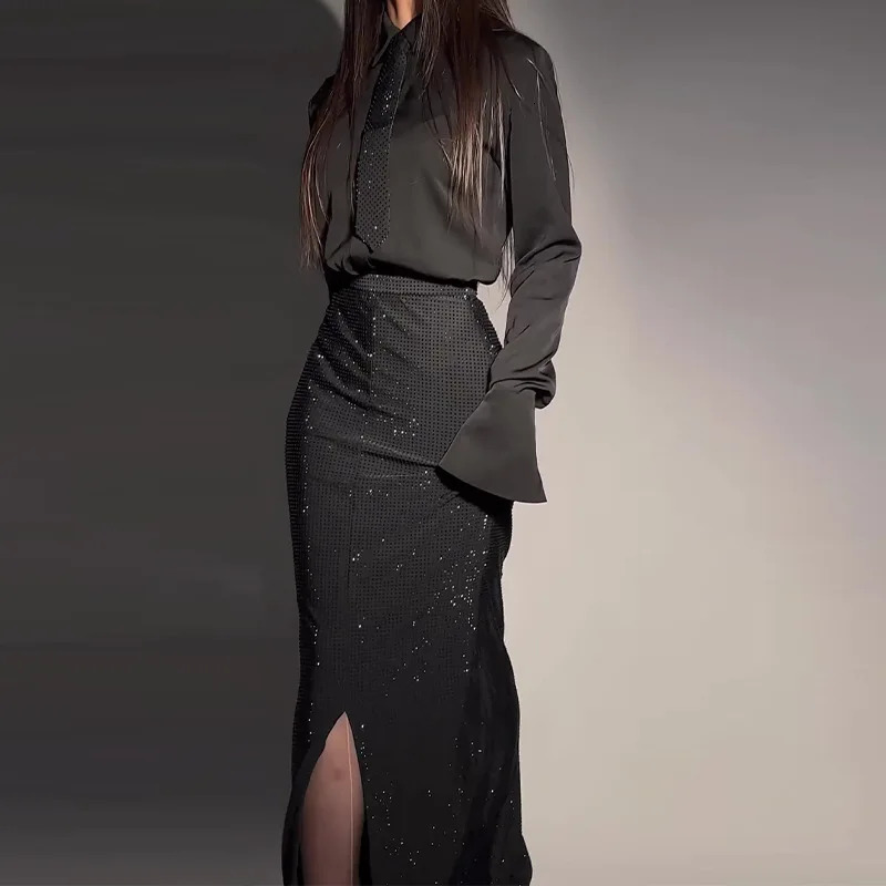 Spring and Autumn Womens Fashionable Two Piece Set Elegant Heavy Industry Diamond Split Wrapped Hip Skirt Suit 240423