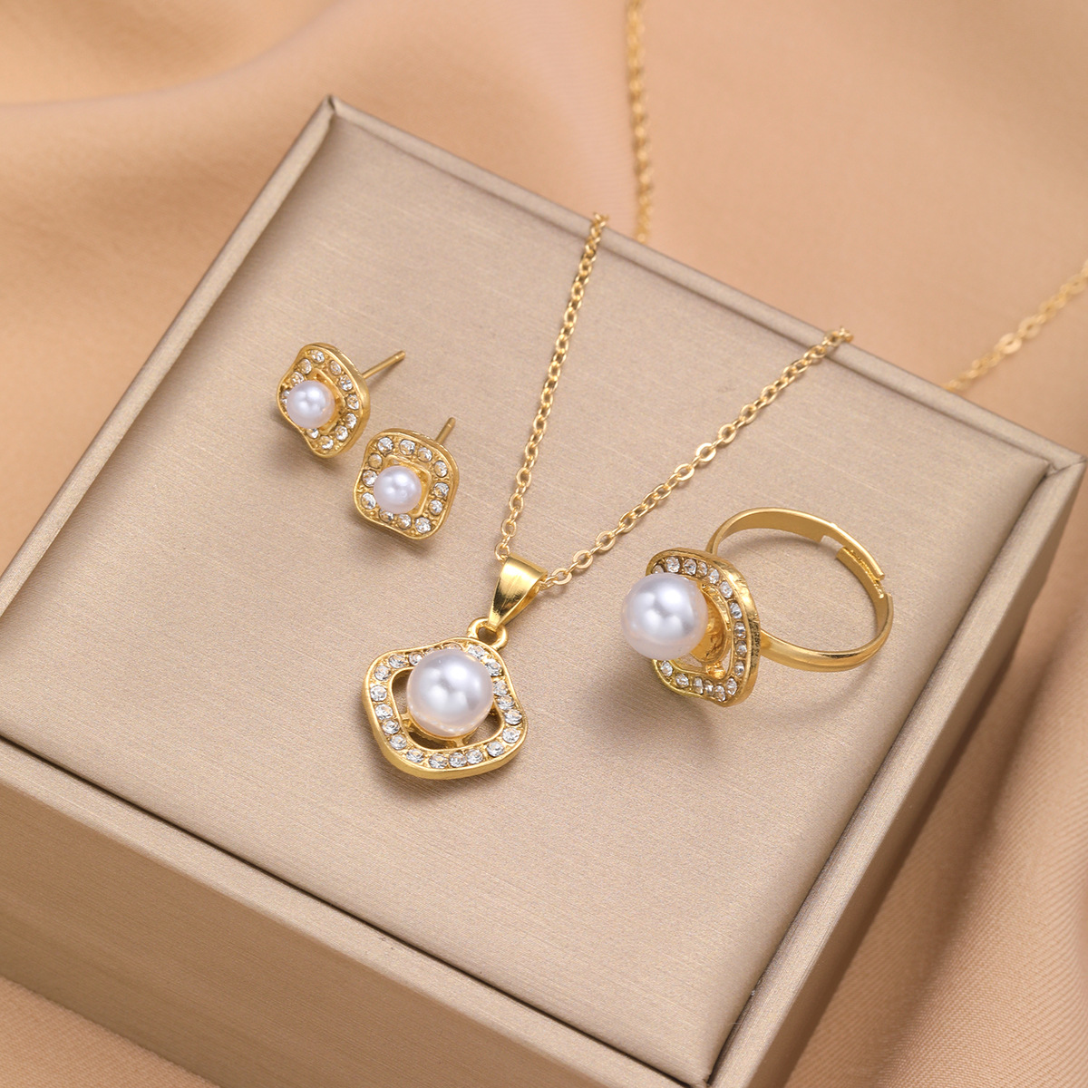 Diamond-set square pearl earrings ring necklace 3-piece set of cross-border fashion in Europe and the United States new creative senior design sense