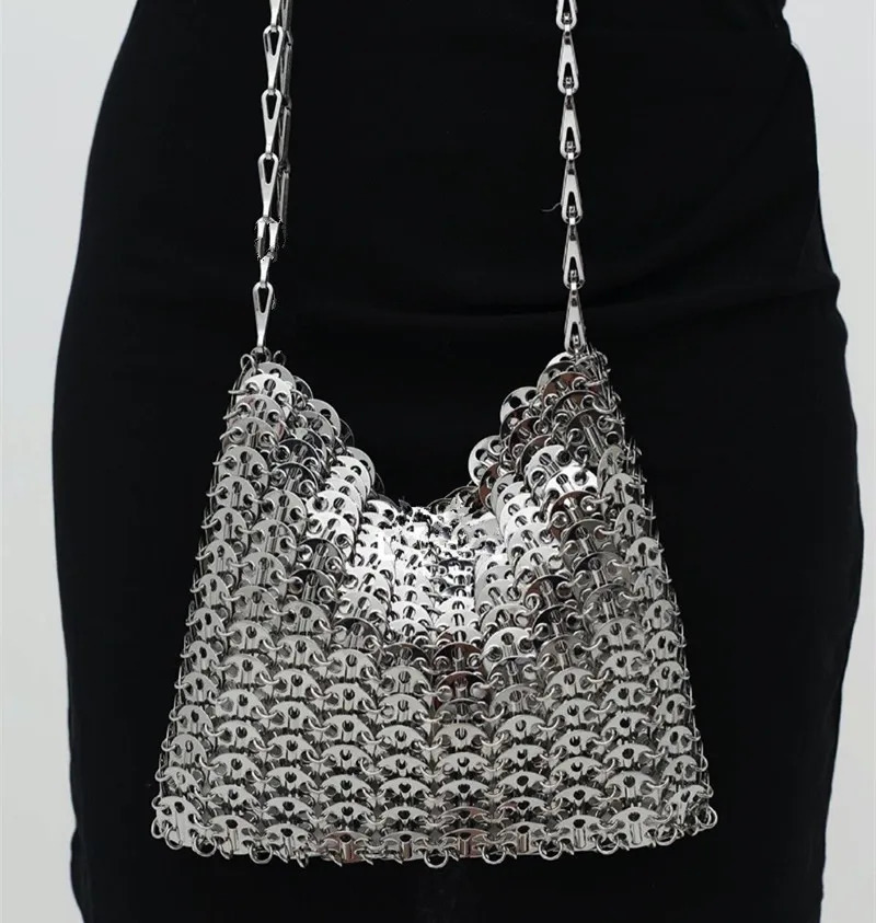 Womens Bag Trend Hand Woven Hollow Metal Chain Tote Clutch Female Travel Holiday Shoulder Handbag 241126