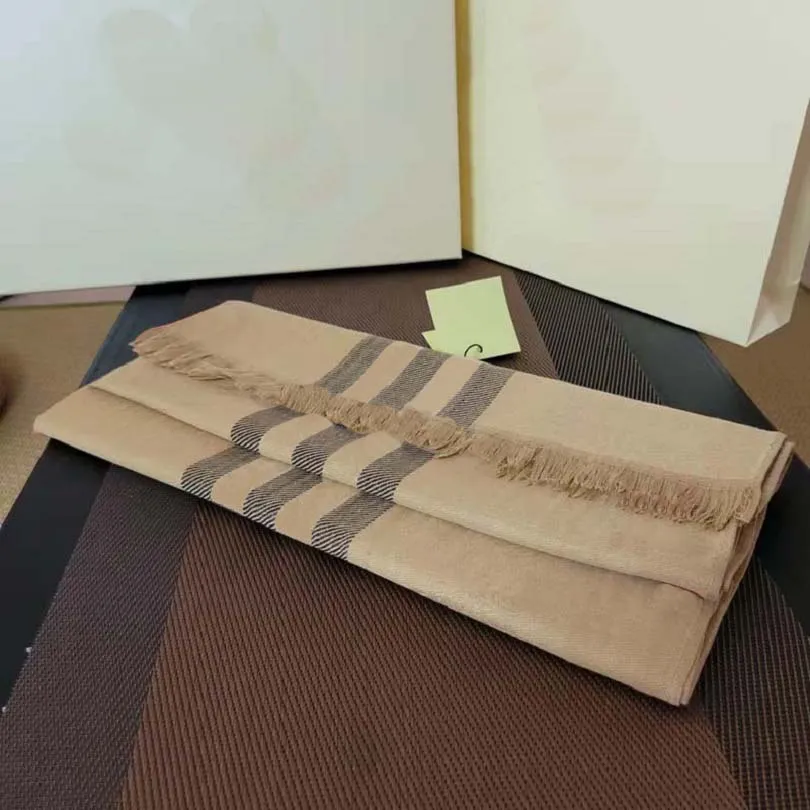 Scarf luxury Designer Cashmere High-end soft thick Classic plaid printed men's and women's Fashion suits Scarves Warmth in winter