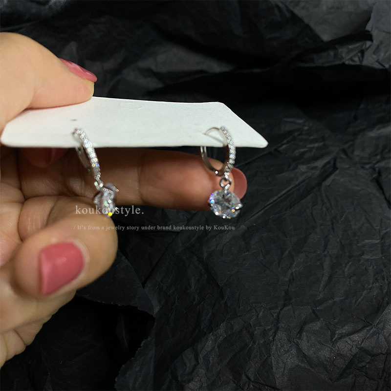 S925 silver needle Korea radiant light full of diamond earrings temperament light luxury niche sense of cold wind earrings female