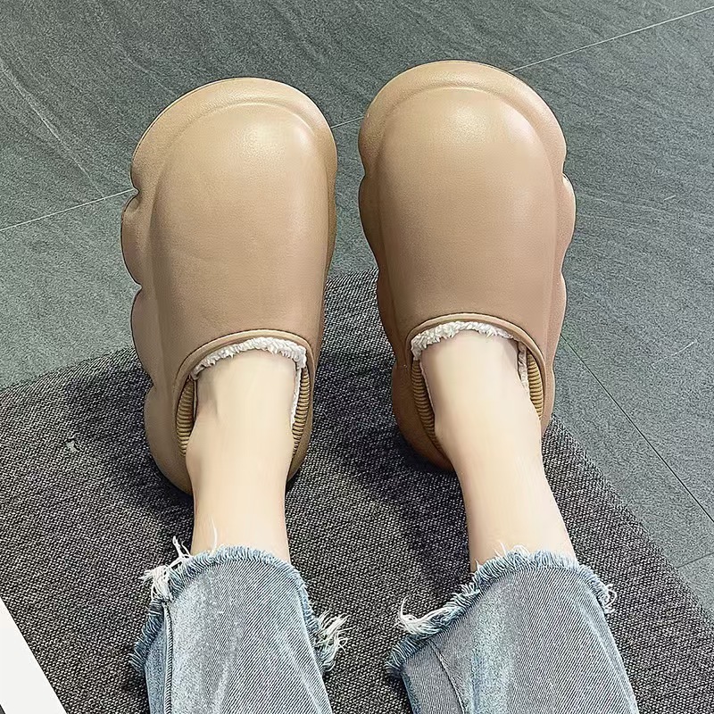 Free shipping designer's high-quality EVA soft thick soled women's winter fashionable home slippers, men's warm shoes new slippers