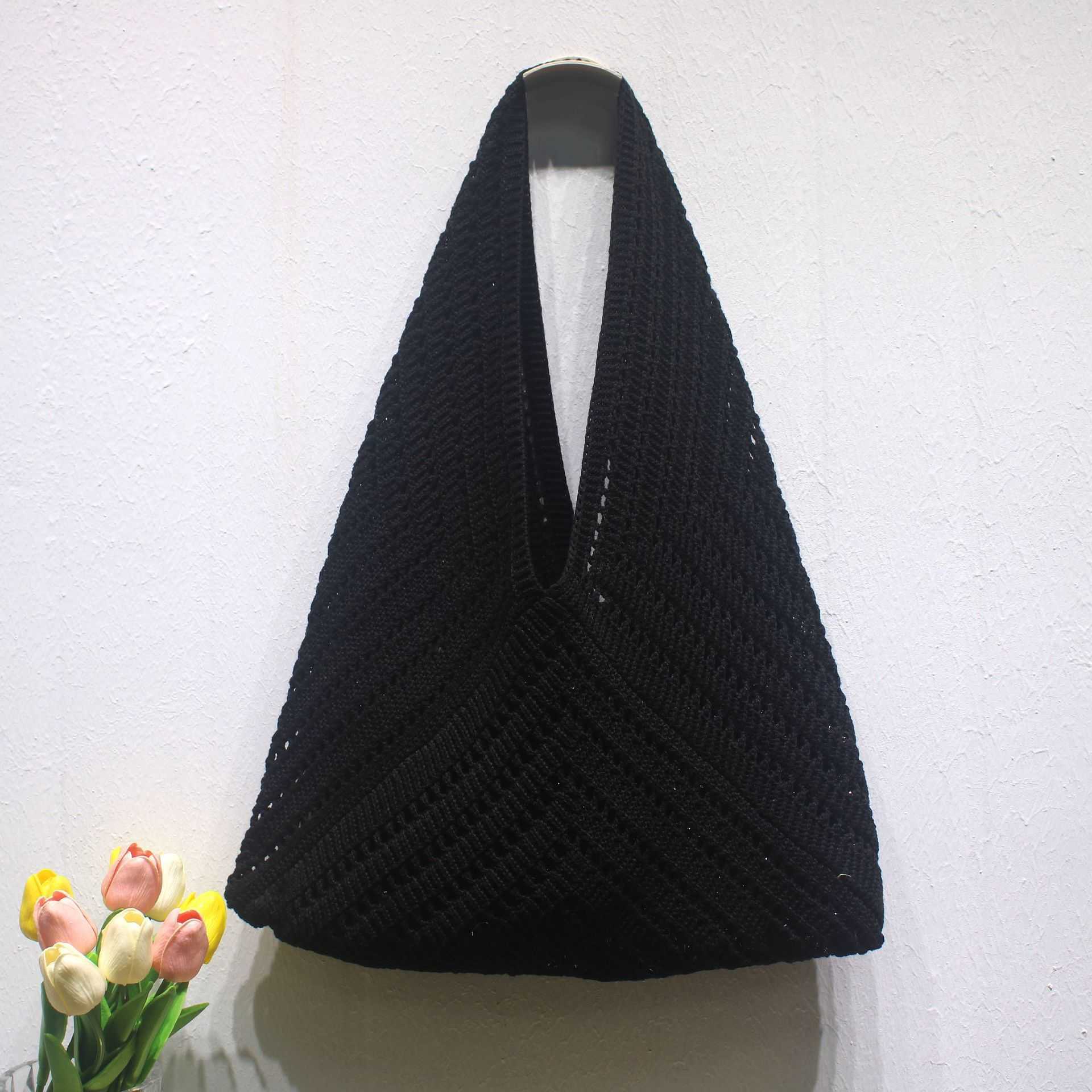 Artistic woven bag for women 2024 new trendy and fashionable casual shoulder bag, large capacity commuting tote bag