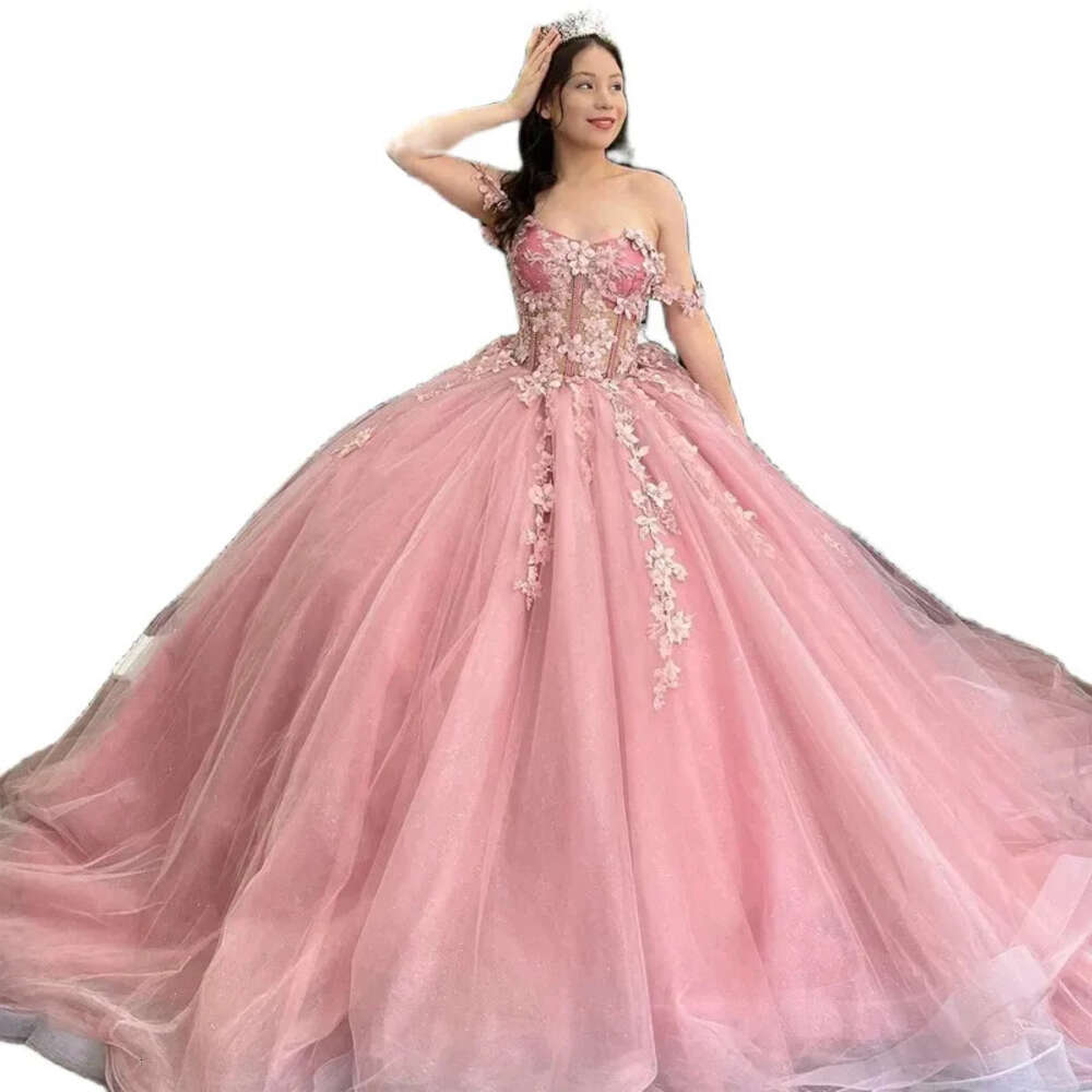 Sweetheart Pink Wer Quinceanera Dusty Dresses 3D Ral Appliques Sleeveless Beading Ball Gown Off Shoulder 15 Prom Celebrity Dress Sweet 16 Girls Party 
