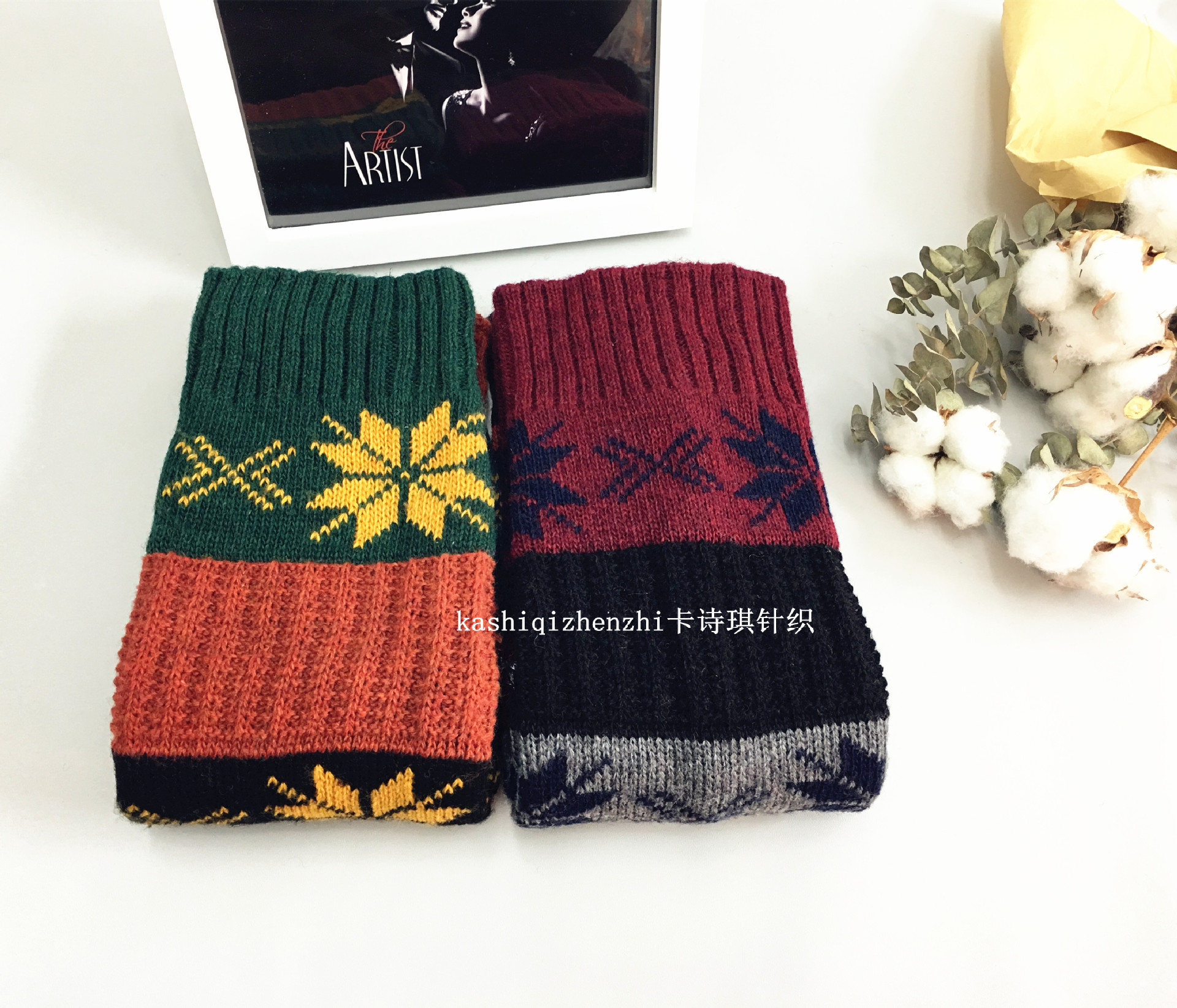 Autumn and Winter Forest Women's Warm Wool Socks Women's Leg Socks Boots Socks Color blocked Maple Leaf Pile Socks, Manufacturer Wholesale