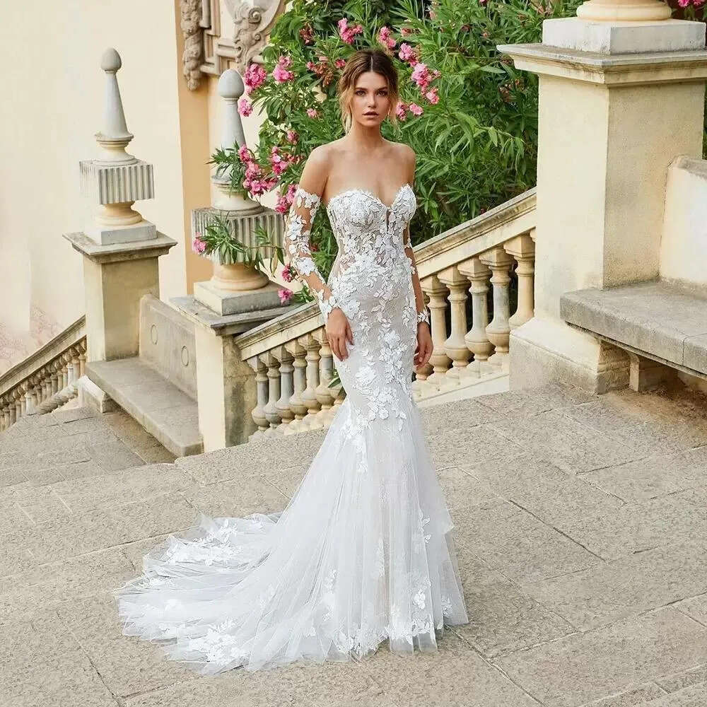 Mermaid Wedding Gowns Exquisite Sweetheart Lace Appliqued Sweep Train Bohemian Bridal Dress Sexy Backless Long Sleeves Garden Brides Vestidos De Novia