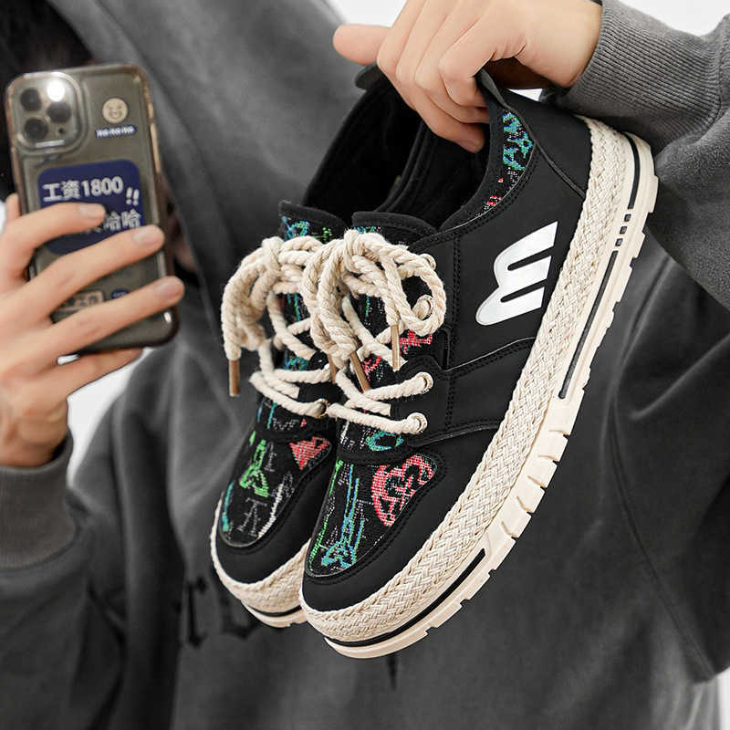 Mens shoes new summer mesh breathable anti slip wear-resistant construction site work and leisure board shoes mens sports trendy shoes M241129