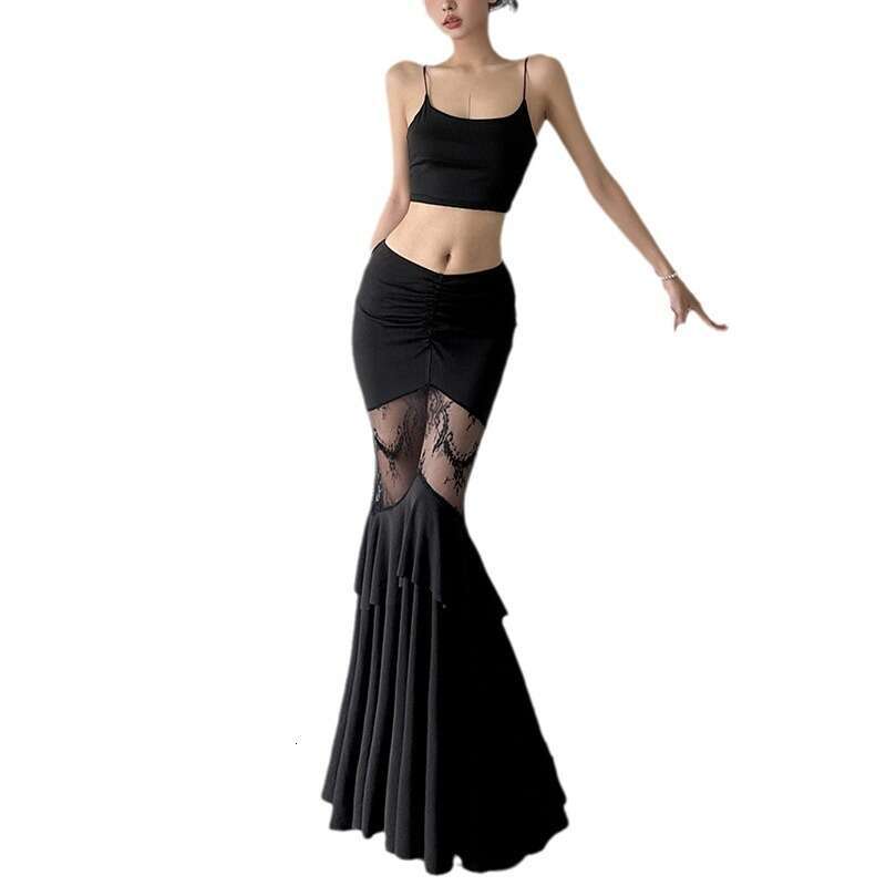 Wind 2024 summer new women's clothing dark style temperament lace splicing perspective large swing skirt