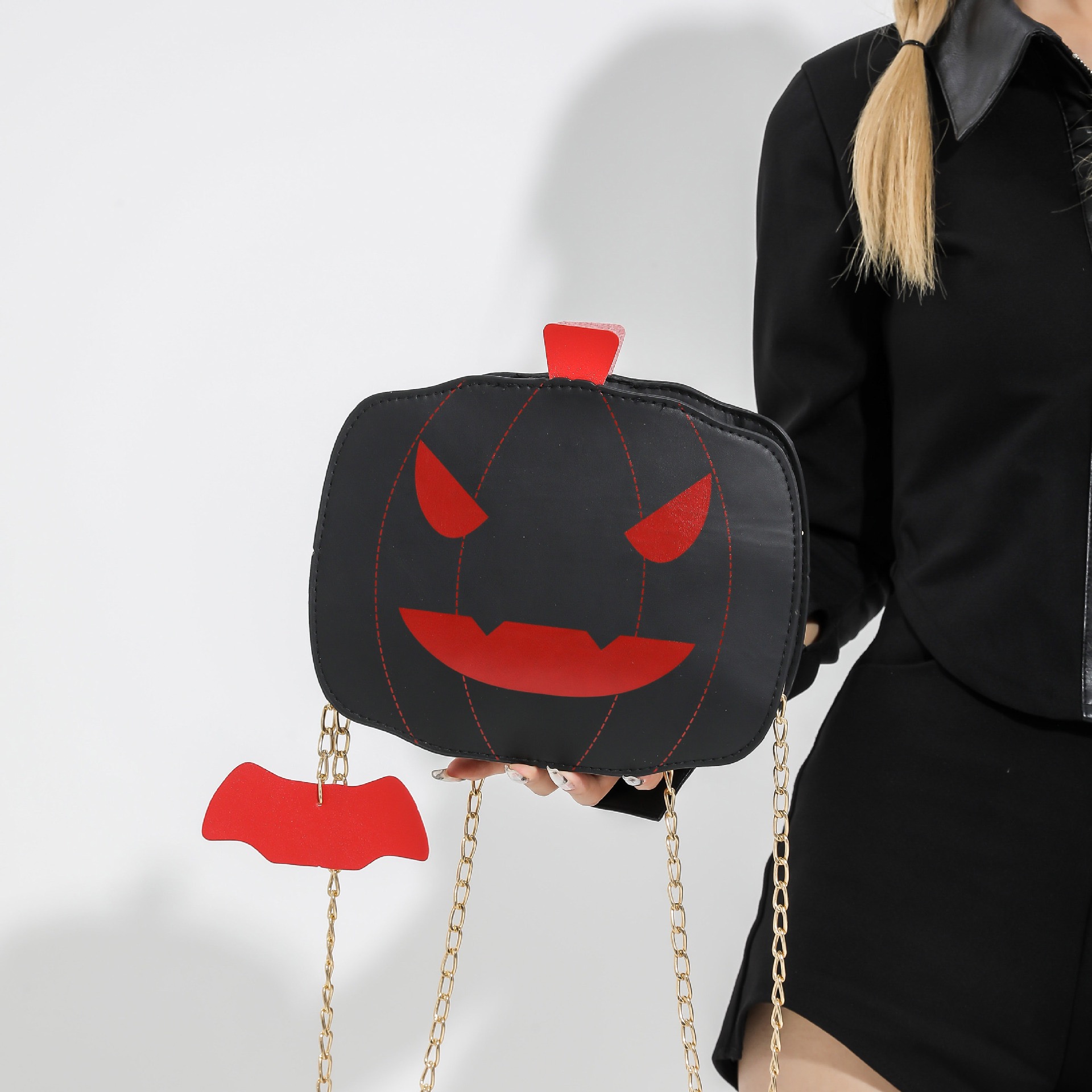 Funny Pumpkin 2024New Color Contrasting Personalized Creative Single Shoulder Crossbody Chain Small Cartoon Halloween Women's Bag