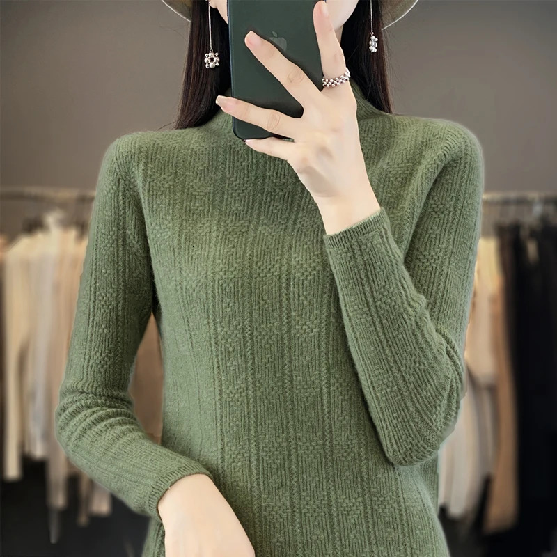 autumn and winter knitted cashmere sweater for women 241128