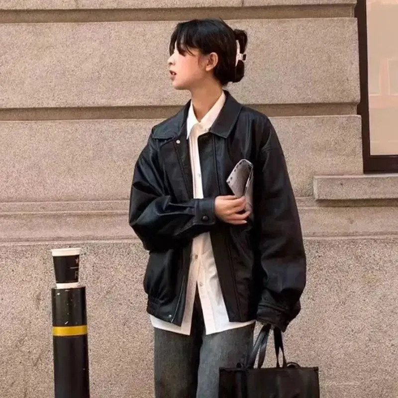 Spring Autumn Solid Color Turndown Collar Long Sleeve Leather Clothing Women High Street Zipper Patchwork Button Cardigan 241129