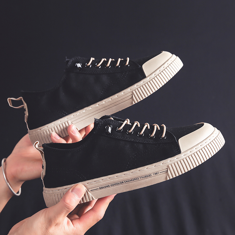 New men's canvas breathable cloth Instagram fashion work board shoes kick lazy designer casual shoes versatile trendy board shoes