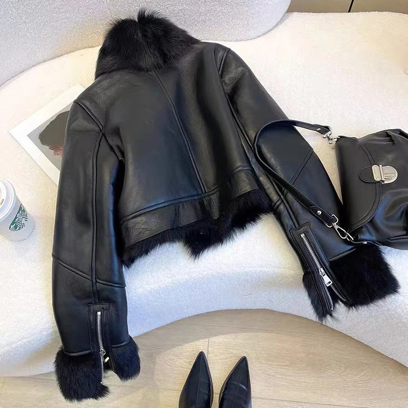 Winter Women Streetwear Faux Lamb Leather Fur Short Jacket with Belt Moto Biker Thick Warm Sheepskin Coat Outwear 241129