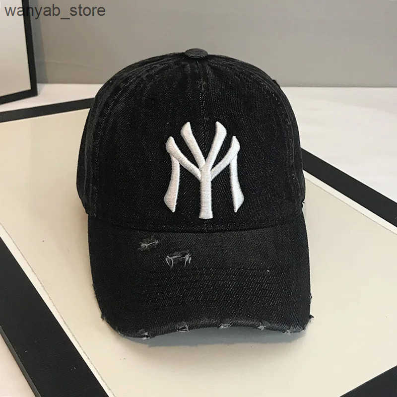 Ball Caps Retro mens denim baseball cap 3D embroidered hole denim cap womens fashionable Distressed adjustable snap cap dad cap L240910
