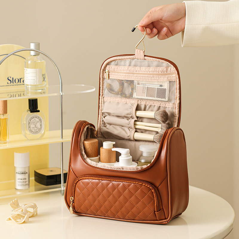 2025 new New Makeup with High Appearance Value, Large Capacity, Portable, Waterproof Storage Bag, Travel Hook, Washing Bag zhanyishengli