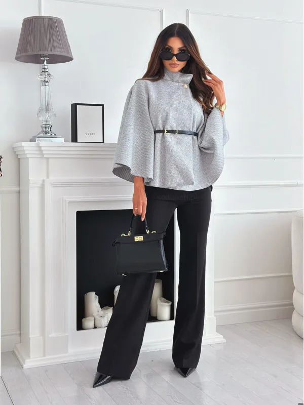 Autumn and Winter Womens Single Button Batwing Sleeve Coat Elegant Womens Cape Wool Lace Raincoat Thick Warm Loose Coat 241128