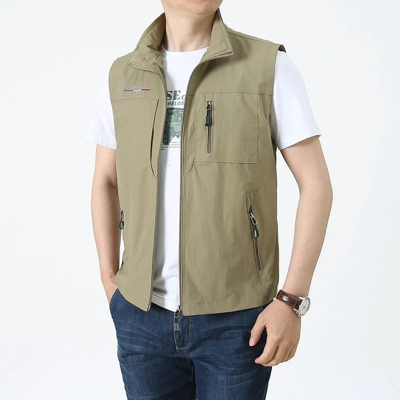 Spring Summer Breathable Vest Many Pockets Men Outdoors Pocket Waistcoat Male Pographer Tactical Big Size Sleeveless Jacket 241129