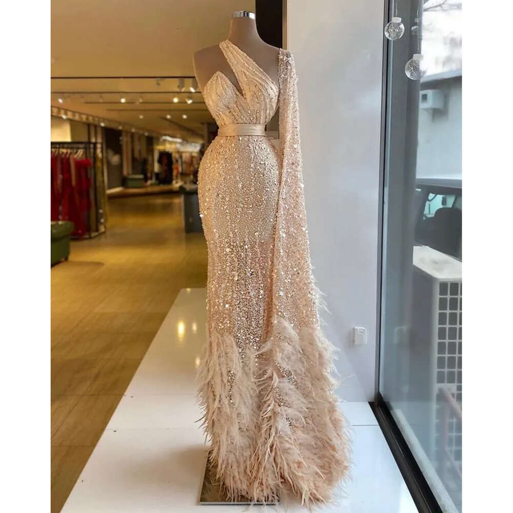 Urious Arabic Aso Ebi Gold Sparkly Evening Beaded Sequins Prom Dresses Feather Formal Parrty Second Reception Gowns Zj