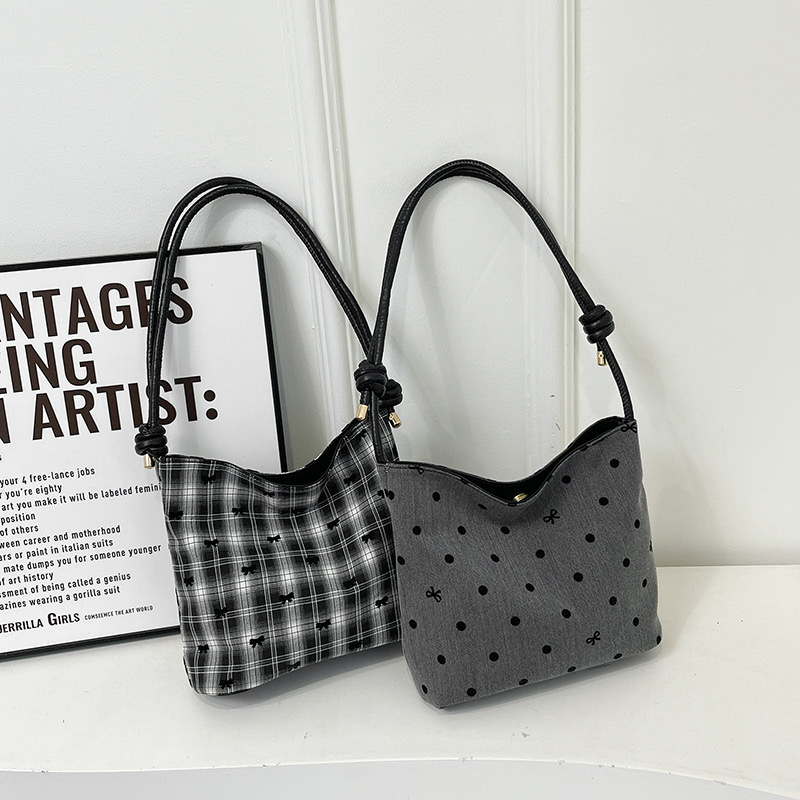 Small niche design checkered contrasting color women's 2024 new simple and fashionable western-style bow versatile single New shoulder bucket bag
