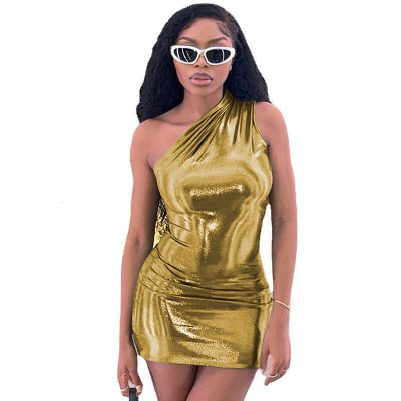 Wind Women's 2024 Summer New Sexy Slim Fit Solid Color Slant Shoulder Sleeveless Wrapped Hip Dress