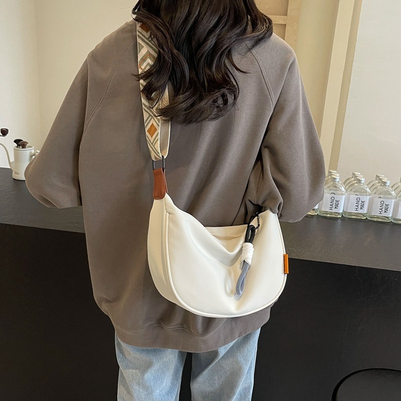 New Fashion Crossbody Bag Simple Wide Shoulder Strap Design Single Shoulder Bag Original Style Commuting Dumpling Bags Handbags Women Bag Designer