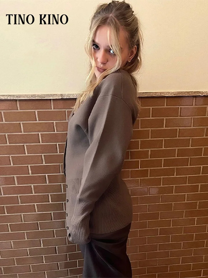 Casual knitted V-neck ultra-thin cardigan womens solid long sleeved single chest sweater autumn elegant womens comfortable knit 241127