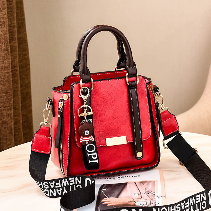 Women's PU Leather Shoulder Bag: Soft Casual Designer Handbag For Everyday Use New Free Delivery Designer Bag