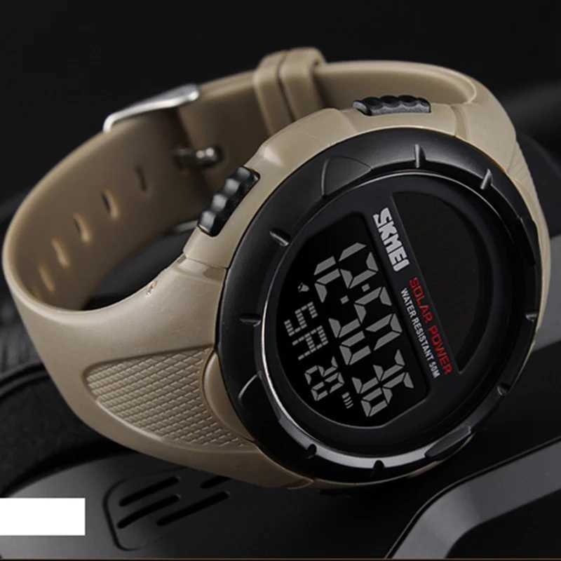 New Arrival SKMEI Mens Sports Solar Waterproof D Digital Mens Luxury Brand Ectronic Mens Wrist Relogio Mascino Z241128