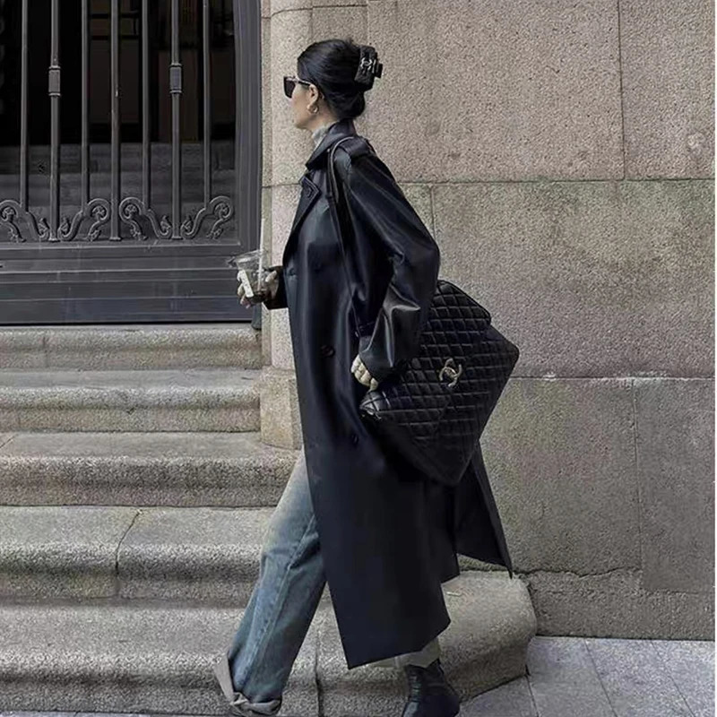 Autumn and Winter Faux Leather Trench Coat Womens Highend Style Black Midlong Vintage Loose 241129