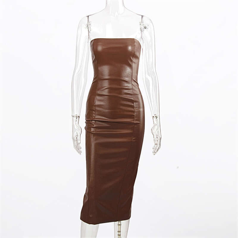 Solid color PU leather, fashionable stylish, slim fit bra and sexy mid length with a slit back. Women's dress