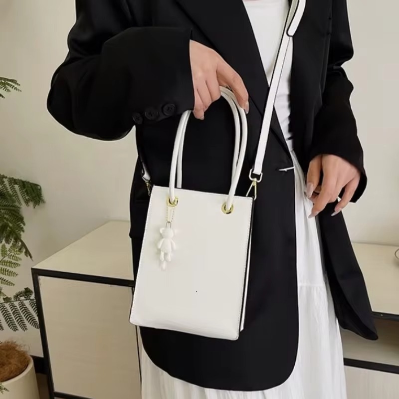 Handmade Large Capacity Single Shoulder Solid Color Multifunctional Women Handbag Simple Style Shopping Storage Bag