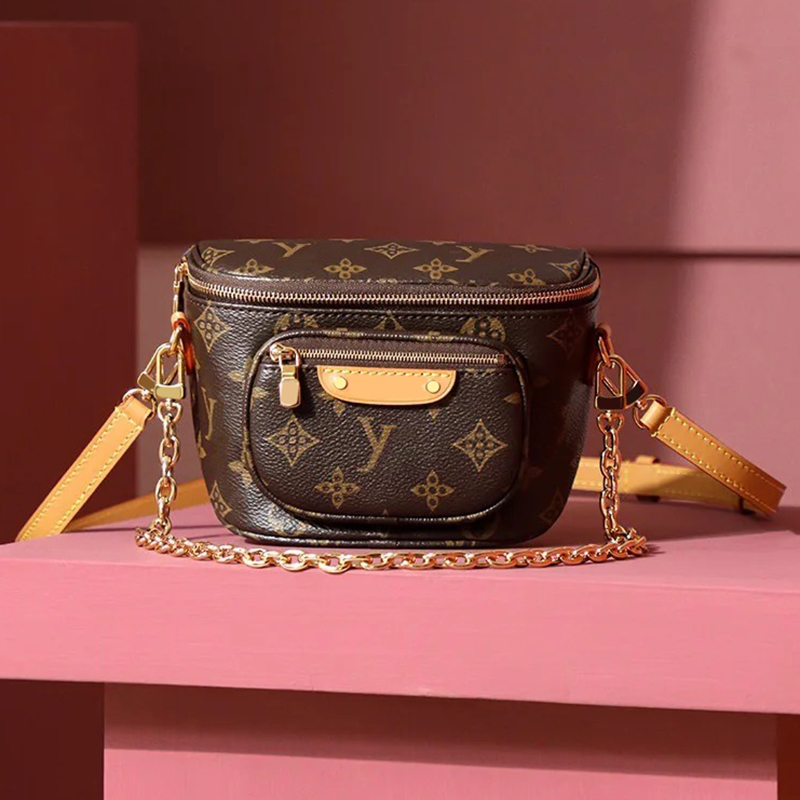 Designer Bag Fanny Pack Women Chain Bumbag Crossbody Bags Women Men Fluffy Waist Belt Bag Fannypack Fuzzy Bum Bag Fashion Handbag Flower Bag