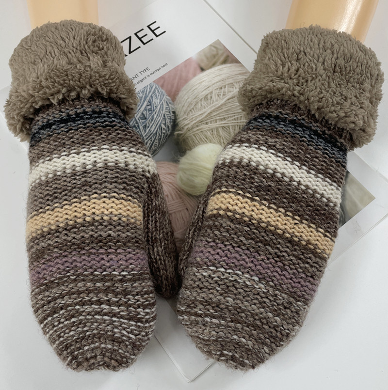 Autumn and winter women's gloves European and American velvet thickened anti cold outdoor warm wool knitted finger bag gloves