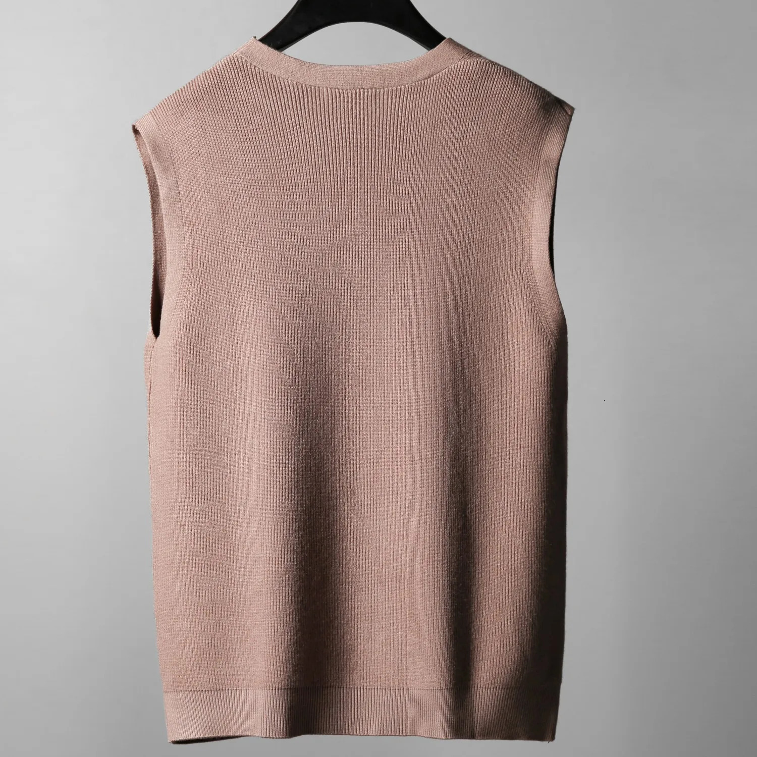 Large knitted sweater mens cardigan vest autumn and winter large loose fat 241129