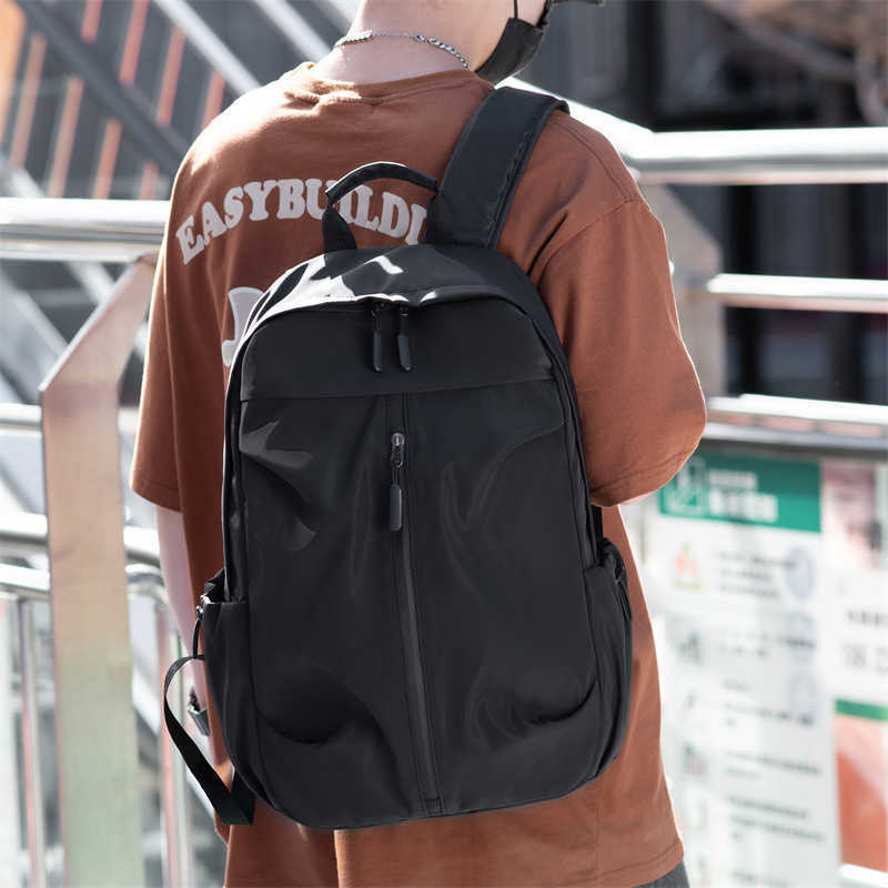 New fashionable and casual backpack with large capacity for middle and high school students, lightweight and simple backpack