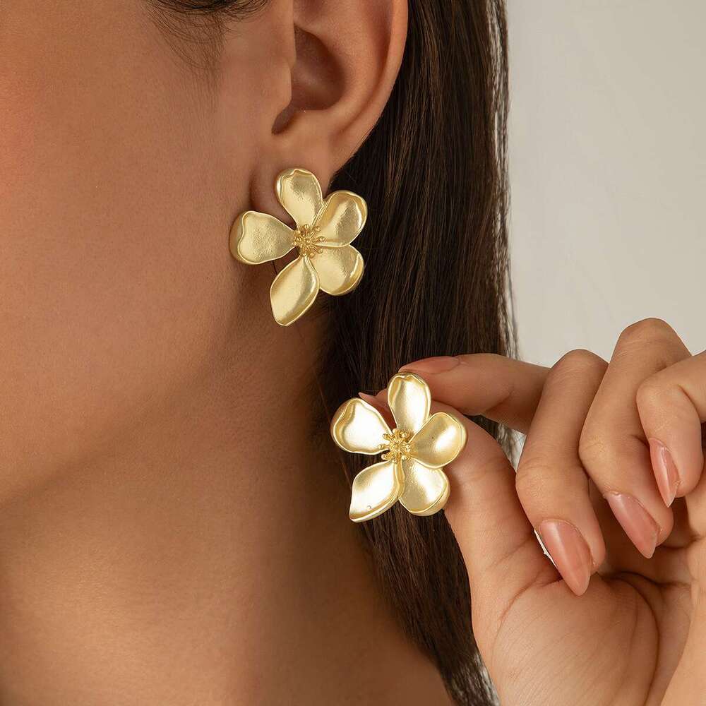 New Exaggerated European & American Style Metal wer Stud Earrings For Women's Daily Wear Fashion Gold Color Jewelry Gifts
