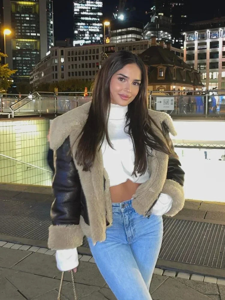 Casual Warm Sheepskin Spliced Leather Jacket Fashion Lapel Long Sleeve Pocket Short Coat Women Winter Retro Lady Streetwear 241129