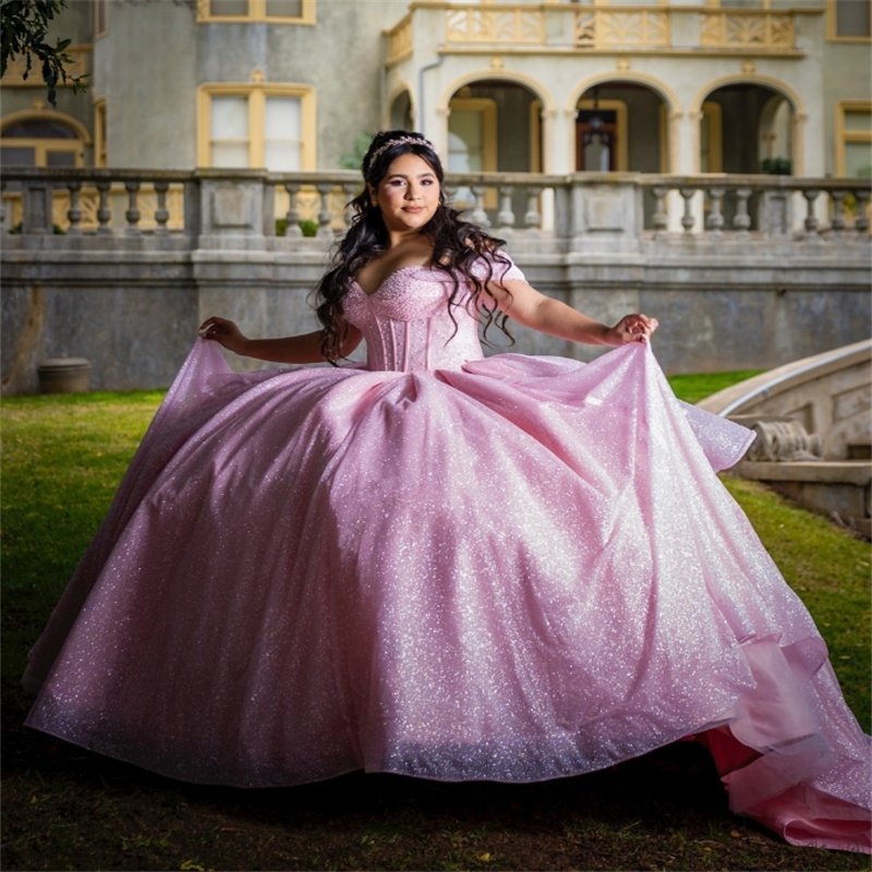 Beautiful Pink Quinceanera Dresses Off Shoulders Beaded Vestidos 15 Xv Anos Big Size Fifteen Birthday Party Gowns Luxury Sweet 16 Dress Ballkleider