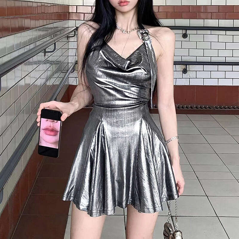 2023 Spring/Summer New Women's Solid Color Sexy and Fashionable Style Waist Tight Fit Bareback Hanging Neck Dress