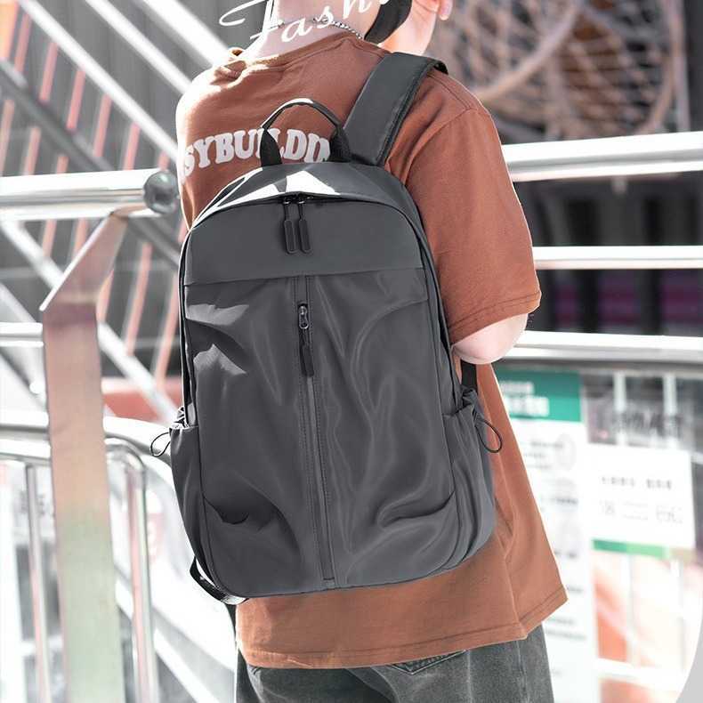 New fashionable and casual backpack with large capacity for middle and high school students, lightweight and simple backpack
