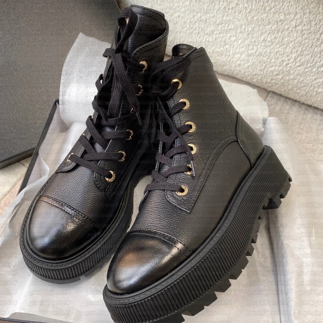 Designer monolith boots Martin With Box Motorcycle boots loafers Womens Chelsea Ankle Boots Full Grain Leather elasticity platform casual outdoor luxury