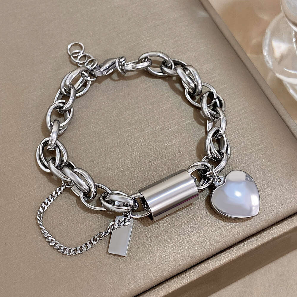 Punk Chunky Gold Color Thick Chain Stainless Steel Bracelets for Women Fashion Design Heart Love Pendant Wrist Jewelry Gift