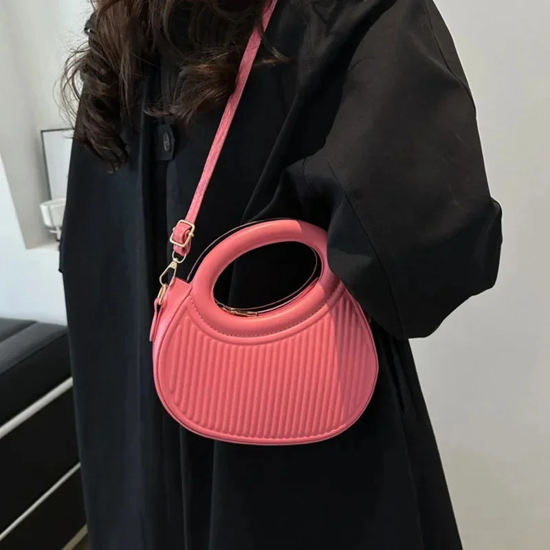 Half Moon Small Shoulder Bag For Women Handbags er Purse Female Tote Elegant Fashion Versatile CrossBody Bags 241126