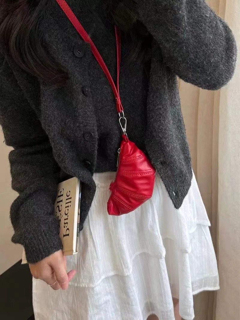 2024 new croissant niche design zero wallet key hanging neck accessories mini cute New glasses bag
