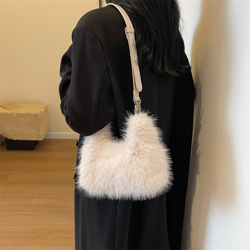 Chic Bags Fluffy Women Handbag Soft Crossbody Bags Solid Color Clutch Purse Winter Furry Warm Top-handle Bag Designer Handbags