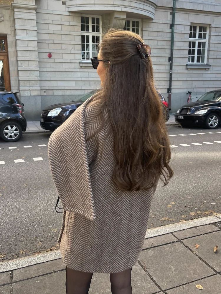 2024 Retro Striped Scarf Collar Wool Blends Jacket Women Chic Pockets Single Breasted Full Sleeve Coat Lady Elegant Outwear 241120