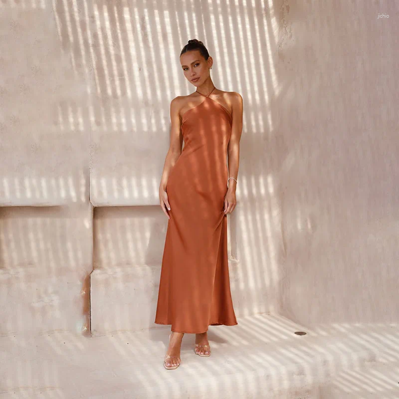 Swimming Cover Up For Ladies Saida De Praia Beach Outing Pareo Women 2024 Bath Outlet Clothing Sexy Solid Color Slim Fit