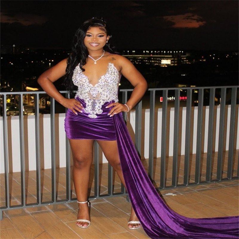 Sexy Purple Prom Dress With Train Illusion Appliques Lace Black Women Evening Dress Velvet Cocktail Homecoming Dress Chic Birthday Party Gown Vestio D